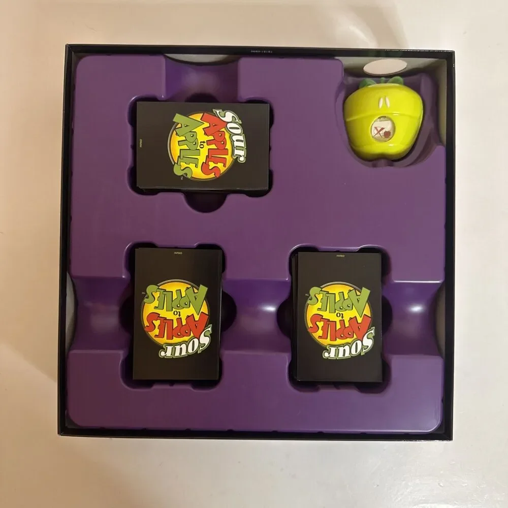 Mattel SOUR APPLES TO APPLES GAME Target Exclusive 2010 New Open Box Family‎ Fun